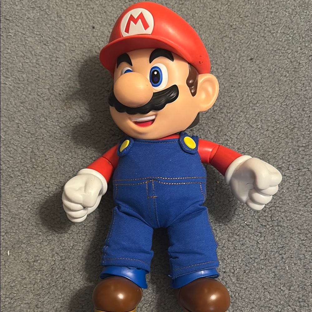 Nintendo interactive Mario figure
